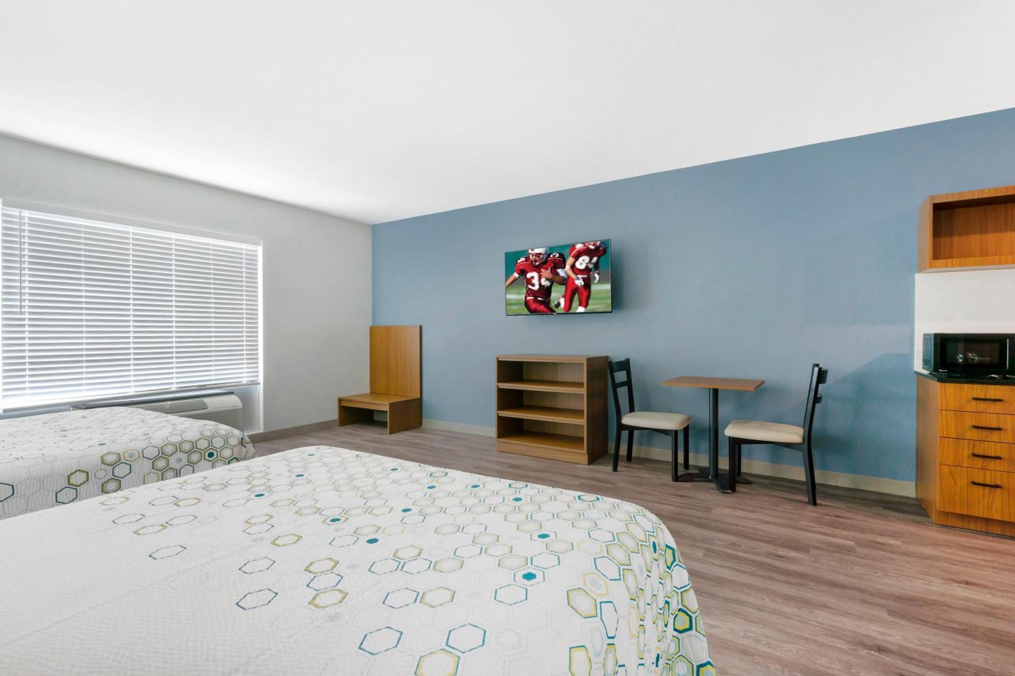 West Chase Hometowne Studios By Red Roof Tampa - Airport المظهر الخارجي الصورة