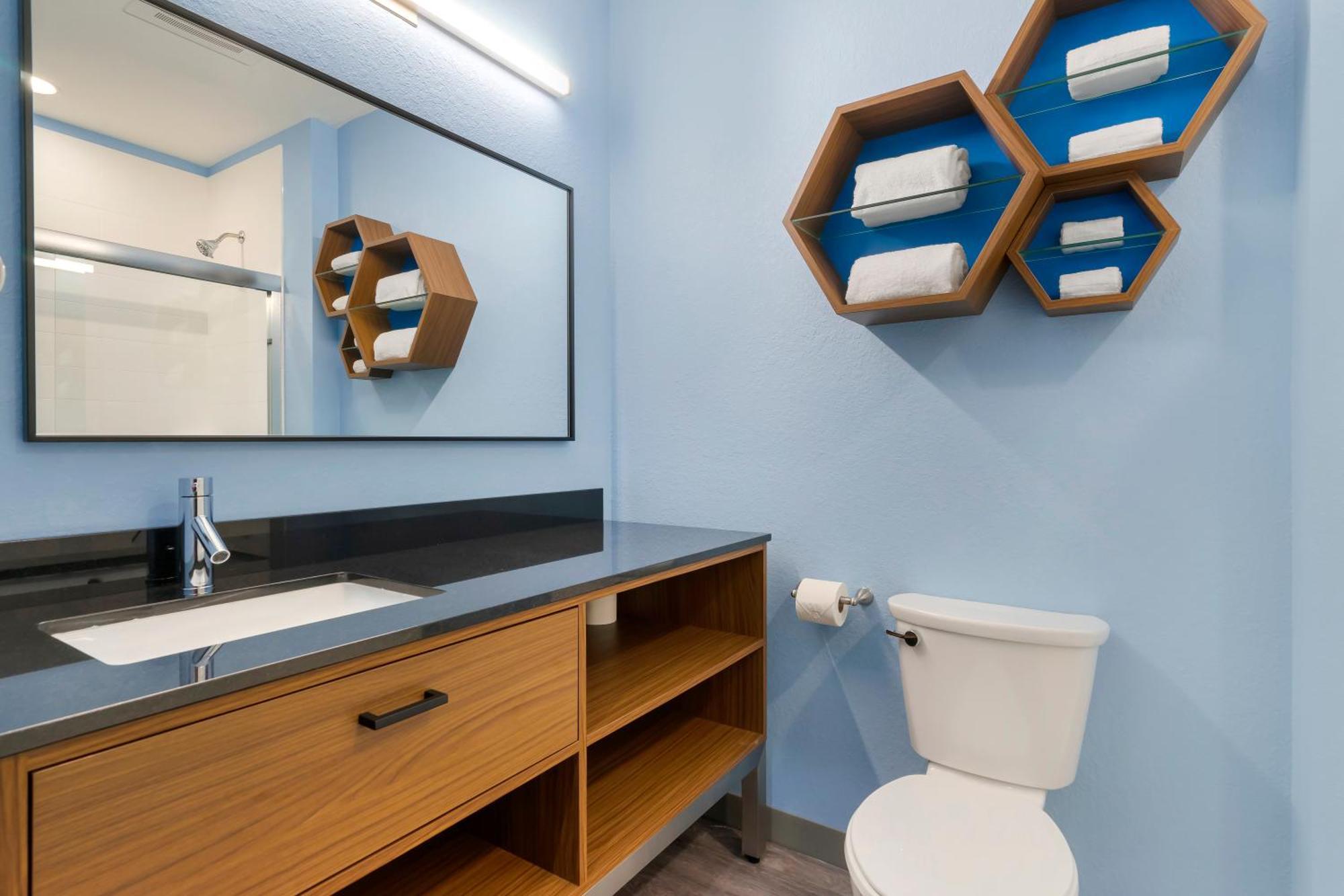 West Chase Hometowne Studios By Red Roof Tampa - Airport المظهر الخارجي الصورة
